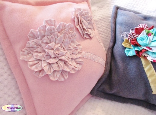 Blüten Applikation aus Stoffresten nähen Upcycling Projekt: Blumen Applis für Kissen, Pullis oder Taschen im Origami Style